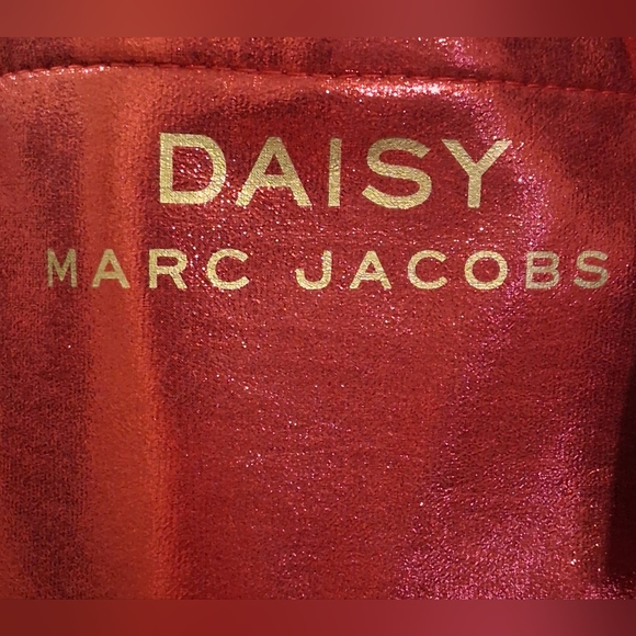 NWT Marc Jacobs Daisy Red Sparkle XL Casual Everyday Shopping Travel Beach Tote - Picture 9 of 12